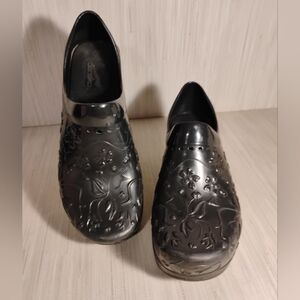 Dansko Women's Black Floral Clogs 38